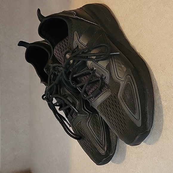 ADIDAS ZX 2K Boost x Pharrell Black Future 2020 Men's 8.5 Women's 10.5 - Picture 2 of 13